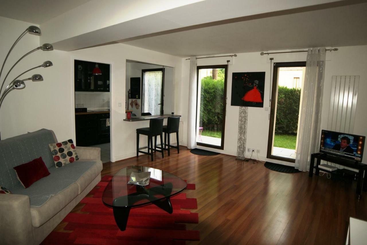 Appartement Le Louvre Дижон Екстериор снимка